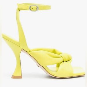 Stuart Weitzman Playa Knot Heel